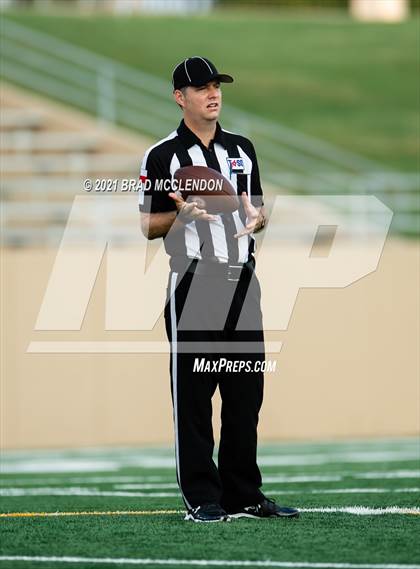 Thumbnail 3 in Rowlett vs Plano photogallery.