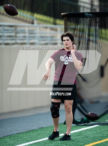Thumbnail 1 in Rowlett vs Plano photogallery.