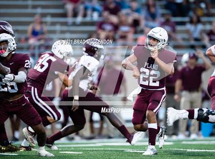 Thumbnail 3 in Rowlett vs Plano photogallery.