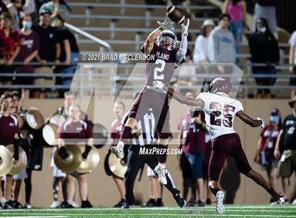 Thumbnail 3 in Rowlett vs Plano photogallery.