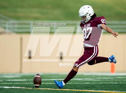 Thumbnail 3 in Rowlett vs Plano photogallery.