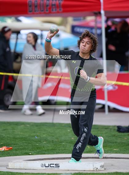 Thumbnail 1 in Devon Allen Invitational (Shot Put) photogallery.