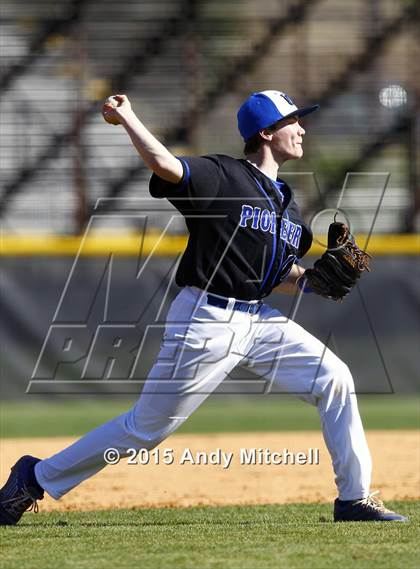 Thumbnail 2 in Hixson vs Warren County photogallery.