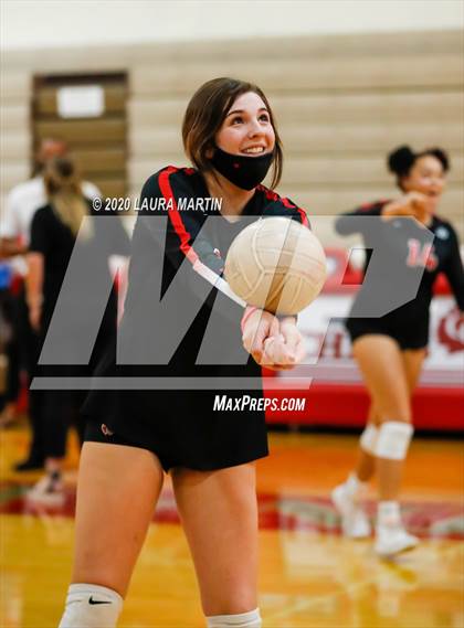 Thumbnail 2 in Lake Highland Prep @ Cardinal Gibbons photogallery.