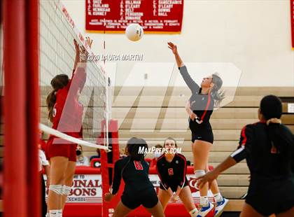Thumbnail 3 in Lake Highland Prep @ Cardinal Gibbons photogallery.