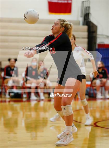 Thumbnail 3 in Lake Highland Prep @ Cardinal Gibbons photogallery.