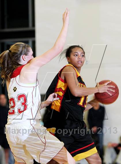 Thumbnail 2 in Carondelet vs Berkeley (Campolindo/Bentley Shootout) photogallery.