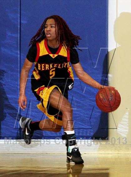 Thumbnail 2 in Carondelet vs Berkeley (Campolindo/Bentley Shootout) photogallery.