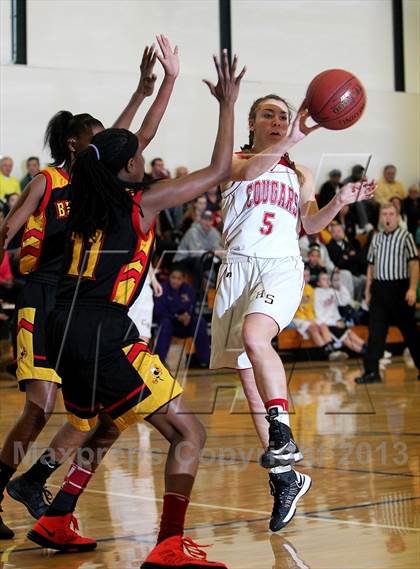 Thumbnail 3 in Carondelet vs Berkeley (Campolindo/Bentley Shootout) photogallery.