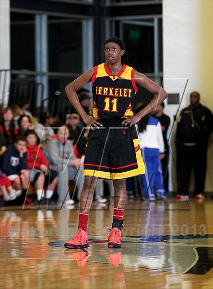 Thumbnail 3 in Carondelet vs Berkeley (Campolindo/Bentley Shootout) photogallery.