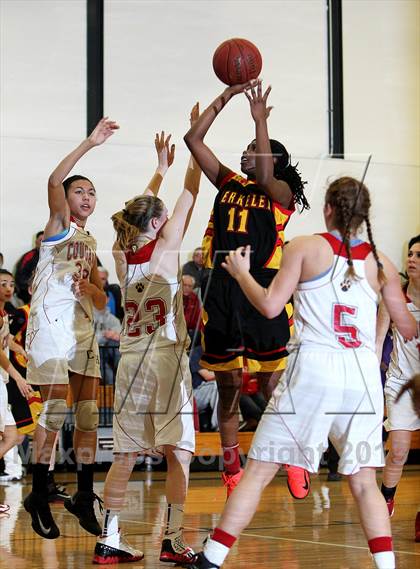Thumbnail 2 in Carondelet vs Berkeley (Campolindo/Bentley Shootout) photogallery.