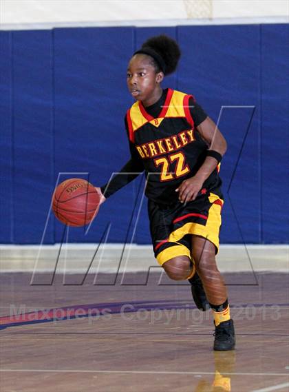 Thumbnail 1 in Carondelet vs Berkeley (Campolindo/Bentley Shootout) photogallery.