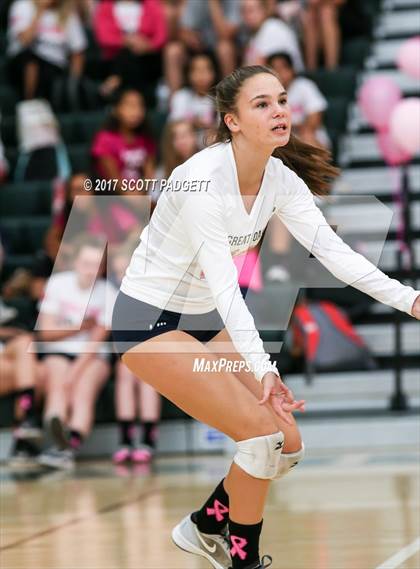 Thumbnail 2 in Great Oak @ Murrieta Mesa photogallery.