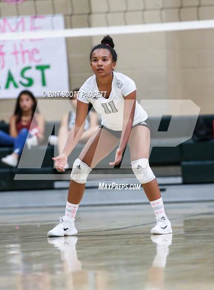 Thumbnail 2 in Great Oak @ Murrieta Mesa photogallery.