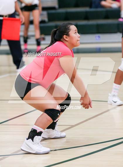 Thumbnail 1 in Great Oak @ Murrieta Mesa photogallery.