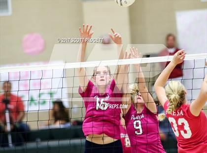 Thumbnail 2 in Great Oak @ Murrieta Mesa photogallery.