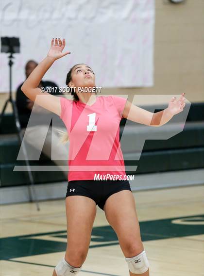 Thumbnail 3 in Great Oak @ Murrieta Mesa photogallery.