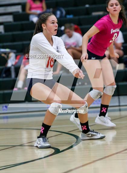 Thumbnail 1 in Great Oak @ Murrieta Mesa photogallery.