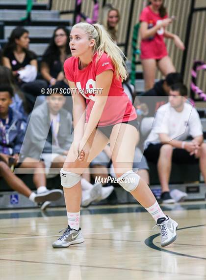Thumbnail 1 in Great Oak @ Murrieta Mesa photogallery.
