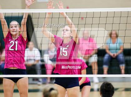 Thumbnail 3 in Great Oak @ Murrieta Mesa photogallery.