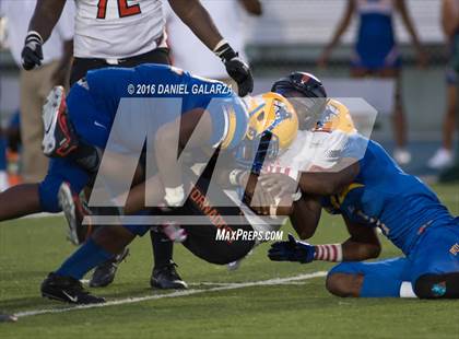 Thumbnail 1 in Northwestern vs Booker T Washington photogallery.