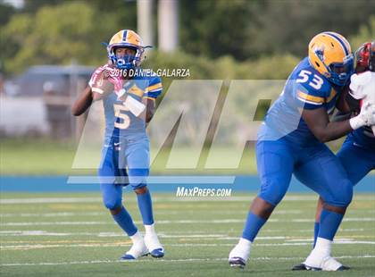 Thumbnail 2 in Northwestern vs Booker T Washington photogallery.