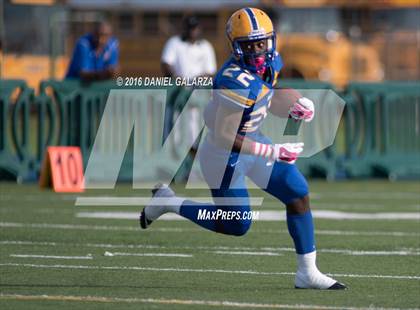 Thumbnail 3 in Northwestern vs Booker T Washington photogallery.