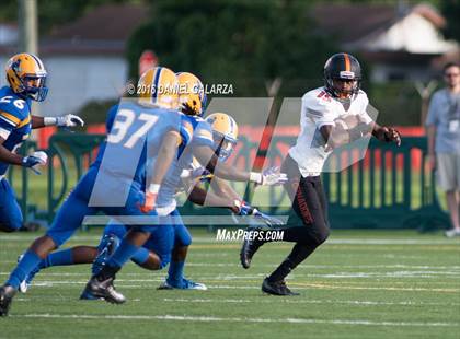 Thumbnail 3 in Northwestern vs Booker T Washington photogallery.