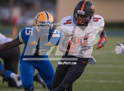 Thumbnail 3 in Northwestern vs Booker T Washington photogallery.