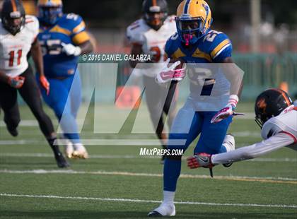 Thumbnail 1 in Northwestern vs Booker T Washington photogallery.
