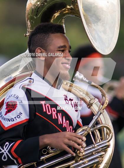 Thumbnail 2 in Northwestern vs Booker T Washington photogallery.