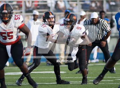 Thumbnail 2 in Northwestern vs Booker T Washington photogallery.