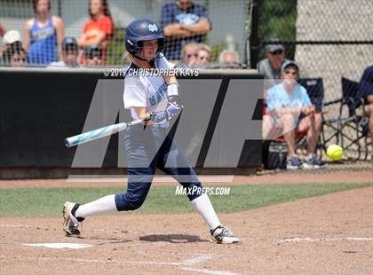 Thumbnail 2 in Pinckneyville vs. Mater Dei (IHSA 2A Super-Sectional) photogallery.