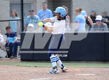 Thumbnail 2 in Pinckneyville vs. Mater Dei (IHSA 2A Super-Sectional) photogallery.