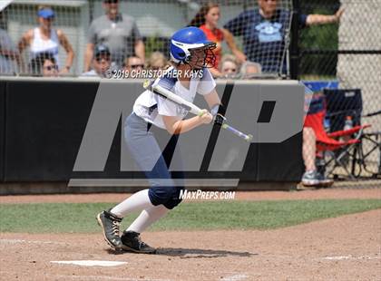 Thumbnail 2 in Pinckneyville vs. Mater Dei (IHSA 2A Super-Sectional) photogallery.