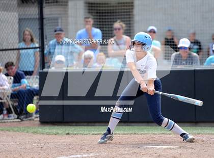 Thumbnail 1 in Pinckneyville vs. Mater Dei (IHSA 2A Super-Sectional) photogallery.