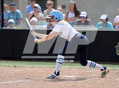 Thumbnail 2 in Pinckneyville vs. Mater Dei (IHSA 2A Super-Sectional) photogallery.