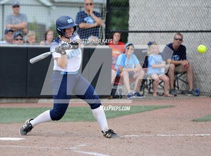 Thumbnail 1 in Pinckneyville vs. Mater Dei (IHSA 2A Super-Sectional) photogallery.