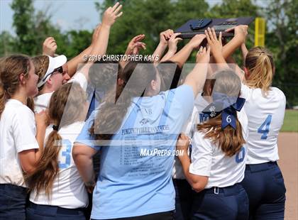 Thumbnail 2 in Pinckneyville vs. Mater Dei (IHSA 2A Super-Sectional) photogallery.