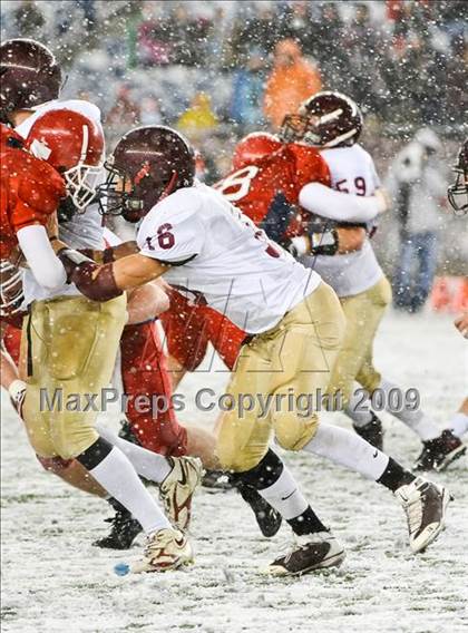 Thumbnail 1 in Gloucester vs. Bridgewater-Raynham (MIAA Division IA East Final) photogallery.
