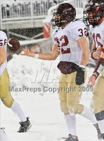 Thumbnail 2 in Gloucester vs. Bridgewater-Raynham (MIAA Division IA East Final) photogallery.