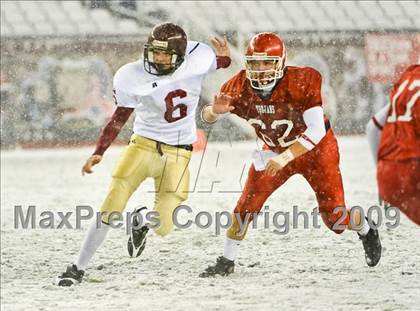 Thumbnail 3 in Gloucester vs. Bridgewater-Raynham (MIAA Division IA East Final) photogallery.