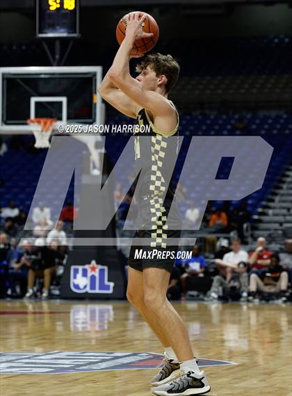 Thumbnail 3 in Guyer vs. Jordan (UIL Basketball 6A D2 Final) photogallery.