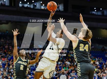 Thumbnail 3 in Guyer vs. Jordan (UIL Basketball 6A D2 Final) photogallery.