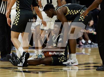 Thumbnail 1 in Guyer vs. Jordan (UIL Basketball 6A D2 Final) photogallery.