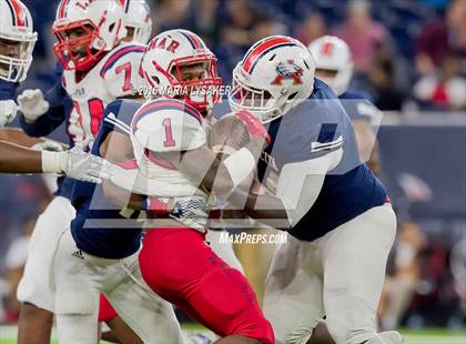 Thumbnail 2 in Lamar vs Atasococita (UIL 6A Regional Playoff) photogallery.