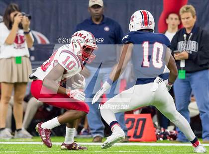 Thumbnail 2 in Lamar vs Atasococita (UIL 6A Regional Playoff) photogallery.