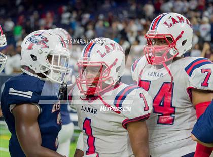 Thumbnail 2 in Lamar vs Atasococita (UIL 6A Regional Playoff) photogallery.
