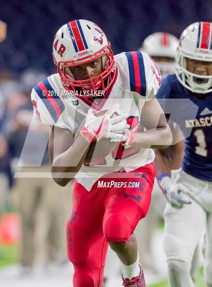 Thumbnail 1 in Lamar vs Atasococita (UIL 6A Regional Playoff) photogallery.
