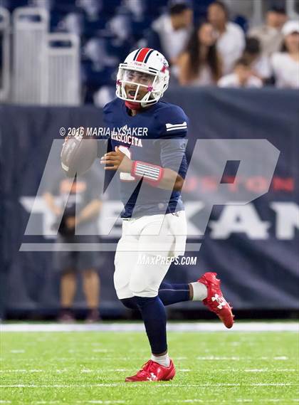 Thumbnail 1 in Lamar vs Atasococita (UIL 6A Regional Playoff) photogallery.
